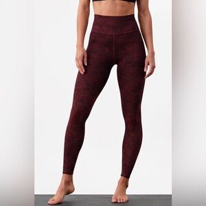 Athleta Elation Glades 7/8 Tights Maroon Patterned Leggings